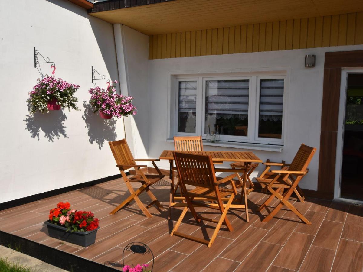 Bungalow In Boiensdorf With Fenced Terrace Bagian luar foto